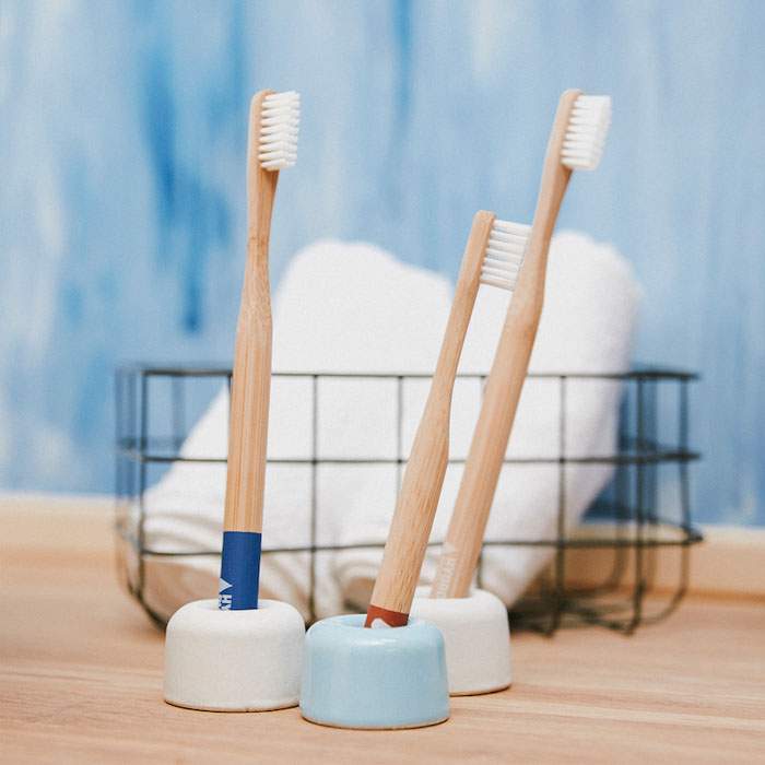 Anotar Ejercicio mañanero cirujano Cepillo de dientes de bambú natural HYDROPHIL - medio - Terreta neta Anotar Ejercicio mañanero cirujano Cepillo de dientes de bambú natural HYDROPHIL - medio - Terreta neta
